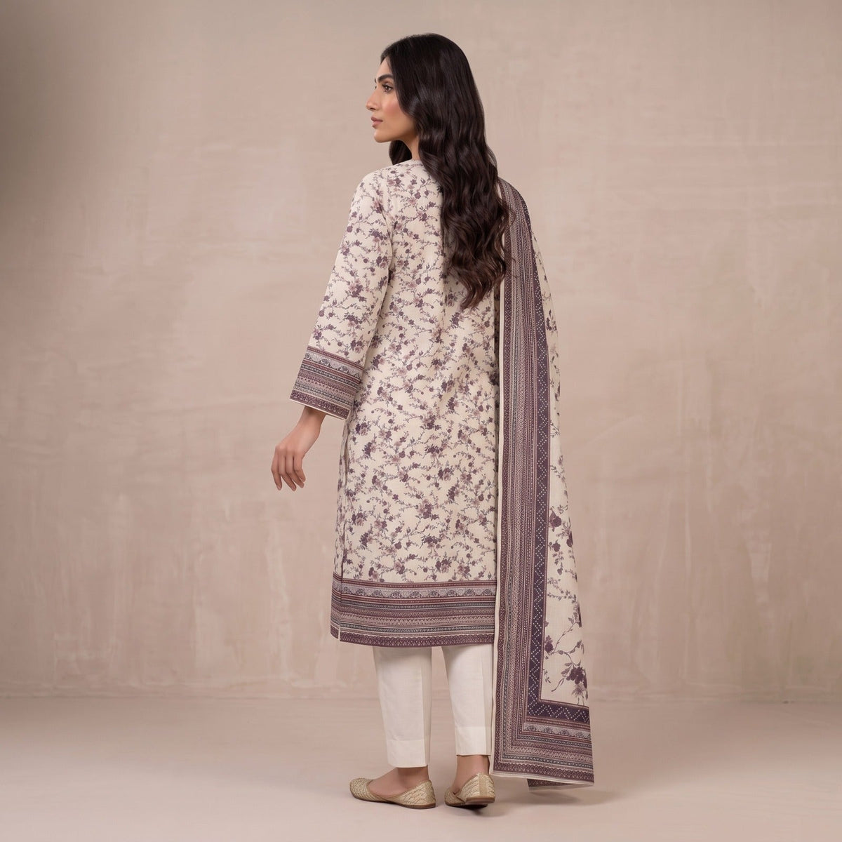 Unstitched Digital Printed Lawn 3 Piece UN_STITCHED